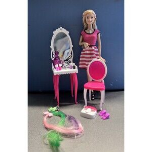 Glitz & Glam Barbie Playset 2015 Target Exclusive Color Changing Nails